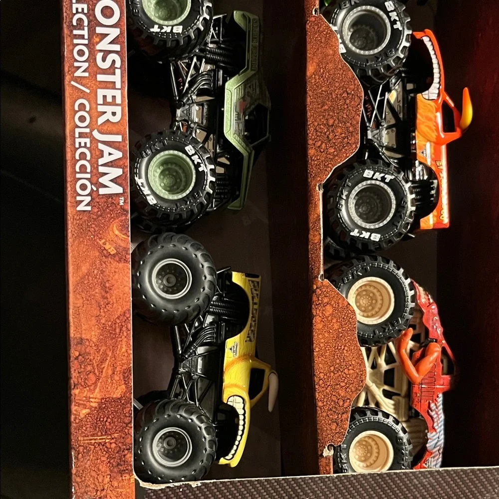 Monster Jam Die-Cast Truck Collection - Multicolor - Picture 5 of 6